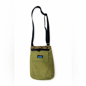 👜 KAVU Crossbody Bag – Olive Green – Multi-Pocket